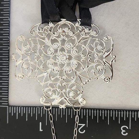 Silver Corset Tie Style Choker Necklace - Picture 7 of 7